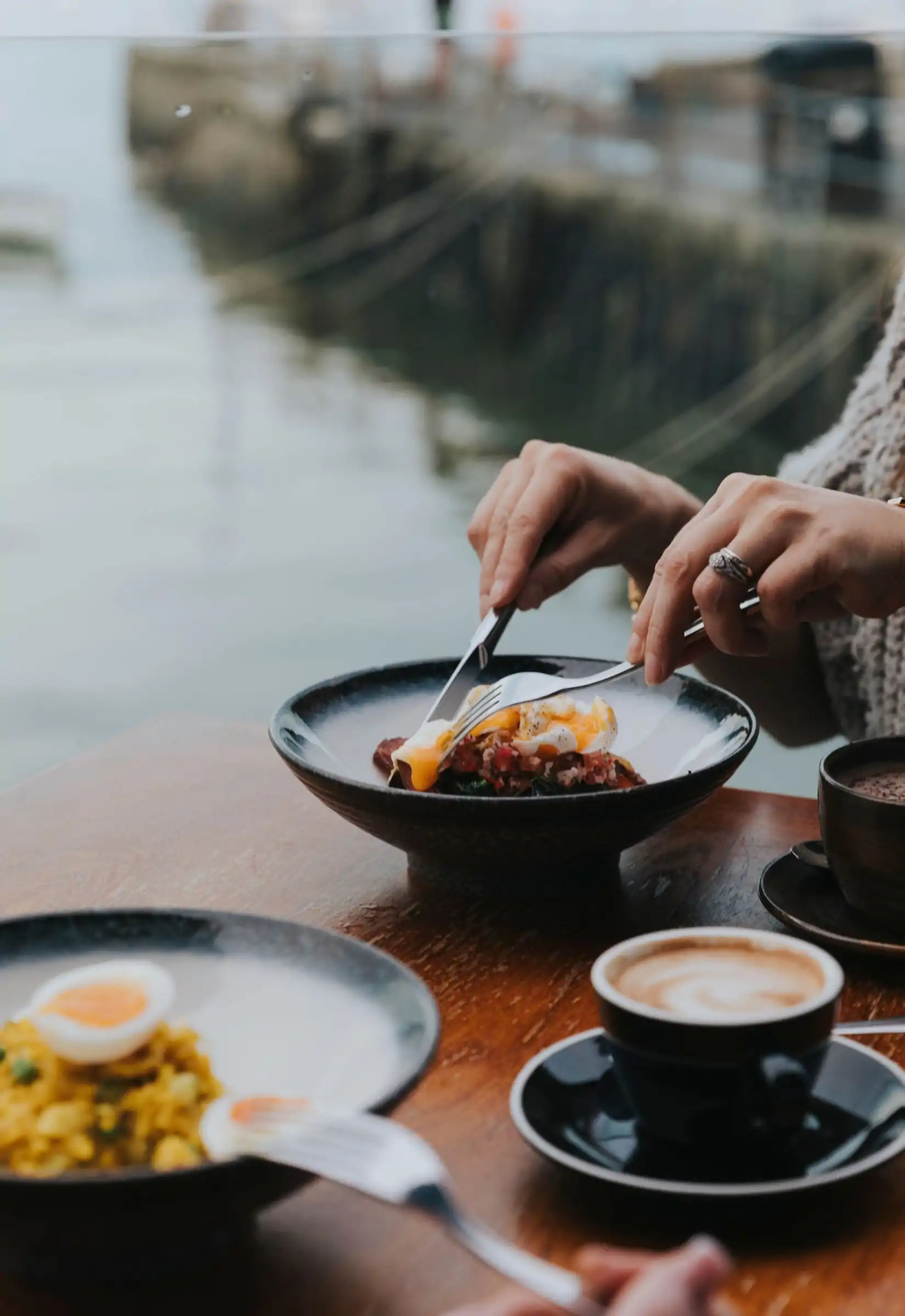 INDIDOG BRUNCH menu with light bites and small plates perfect for easy breazy brunches. Superb quality at affordable prices right and with one of the best views in Falmouth, right on the harbour wall with uninterrupted views in Falmouth, Cornwall